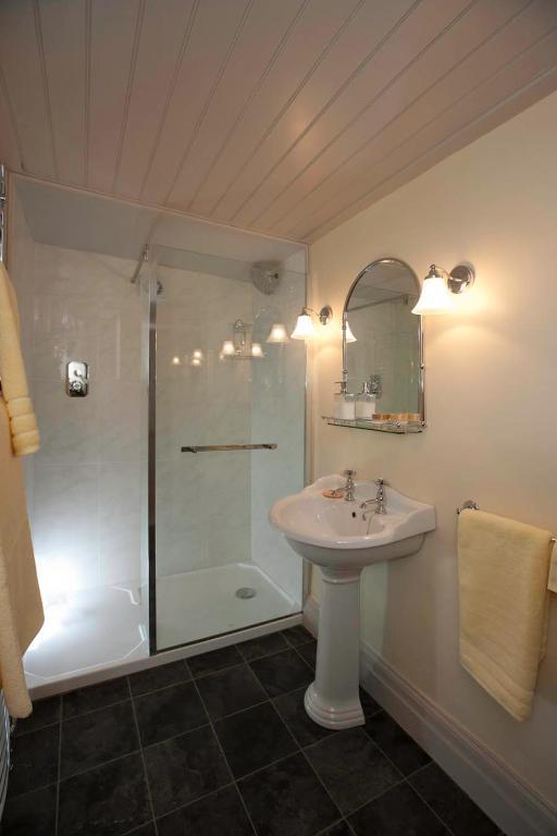 Number 5 Bed & Breakfast Shaftesbury Oda fotoğraf