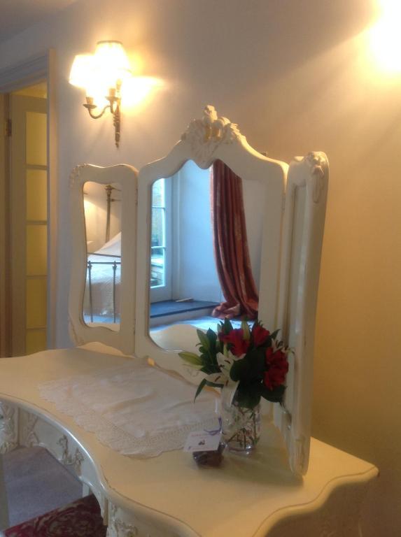 Number 5 Bed & Breakfast Shaftesbury Oda fotoğraf