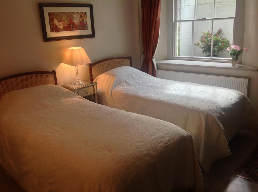 Number 5 Bed & Breakfast Shaftesbury Oda fotoğraf